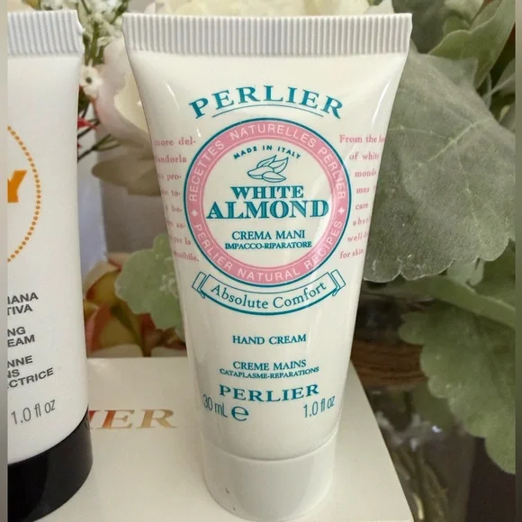 🆕🪷 PERLIER LIMITED EDITION 8-PIECE HAND CREAM SET. BRAND NEW FACTORY SEALED. - Picture 5 of 10